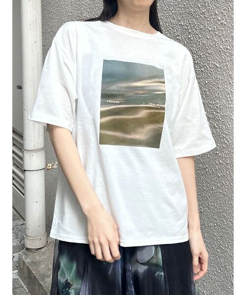 MURUA(ムルーア)の「プリントオーバーTシャツ 夏服(Tシャツ/カットソー・レディース・ブラウン/その他1/ブラック・FREE)」の3枚目の写真