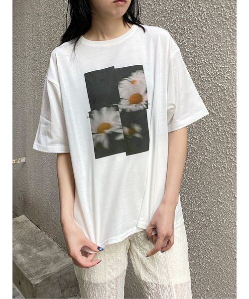 MURUA(ムルーア)の「プリントオーバーTシャツ 夏服(Tシャツ/カットソー・レディース・ブラウン/その他1/ブラック・FREE)」の1枚目の写真