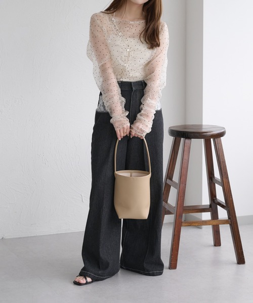raffime(ラフィミー)の「【Raffime】巾着付バケツバック(ハンドバッグ・レディース・ベージュ/ブラック・フリー)」の5枚目の写真