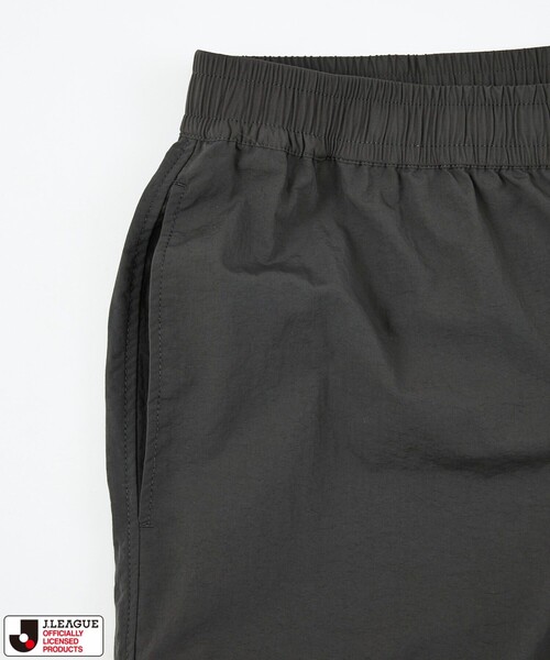 FREAK'S STORE(フリークスストア)の「J.LEAGUE×FREAK'S STORE 別注 SUPPORTERS NYLON SHORTS 【ジェフユナイテッド千葉】(その他パンツ・メンズ・チャコールグレー/ブラック・MEDIUM/SMALL/LARGE)」の14枚目の写真