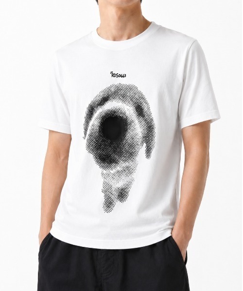 FreeZone(フリーゾーン)の「ヴィンテージライク ドッグプリント オーバーサイズTシャツ(Tシャツ/カットソー・メンズ・ブラック/ホワイト・FREE)」の5枚目の写真