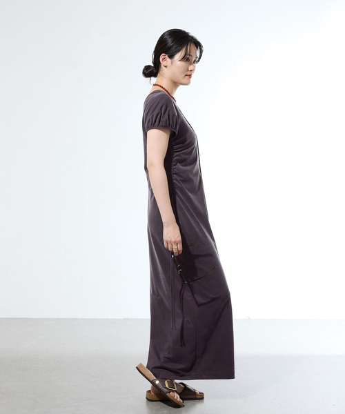 IENA(イエナ)の「《一部店舗限定》フィブリルジャージードロストワンピース(ワンピース・レディース・ブラック/ブラウン・36/38)」の13枚目の写真