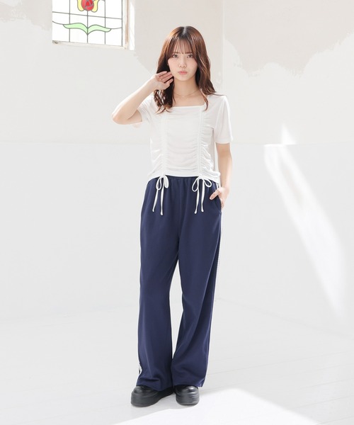 Honeys(ハニーズ)の「【ハニさら・吸水速乾・UVカット】フロントドロストトップス(Tシャツ/カットソー・レディース・イエロー/レッド/ブラック/ホワイト・L/M/S)」の6枚目の写真