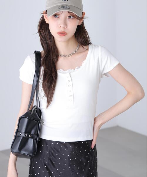 FREE'S MART(フリーズマート)の「◆キャミレイヤード風ヘンリーネックカットソー(Tシャツ/カットソー・レディース・ホワイト/ブラック・FREE)」の7枚目の写真