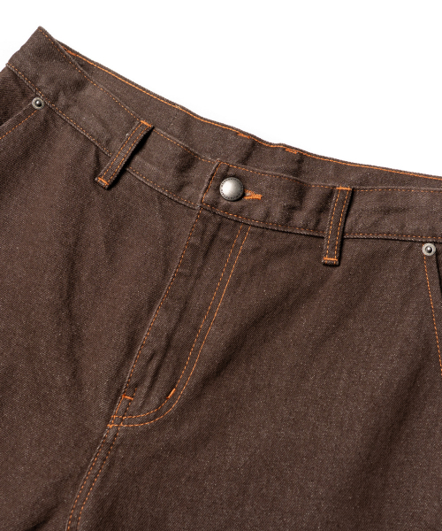 EDINBURGH CLUB(エディンバラクラブ)の「WIDE FIT DENIM PANTS (BROWN)(デニムパンツ・メンズ・ブラウン・SMALL/MEDIUM/LARGE/X-LARGE)」の3枚目の写真