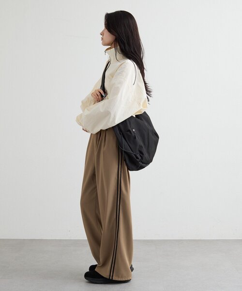 COLONY 2139(コロニートゥーワンスリーナイン)の「【UNISEX】撥水マルチハンドルラージバッグ(ショルダーバッグ・メンズ・ブラック/グレー・FREE)」の15枚目の写真