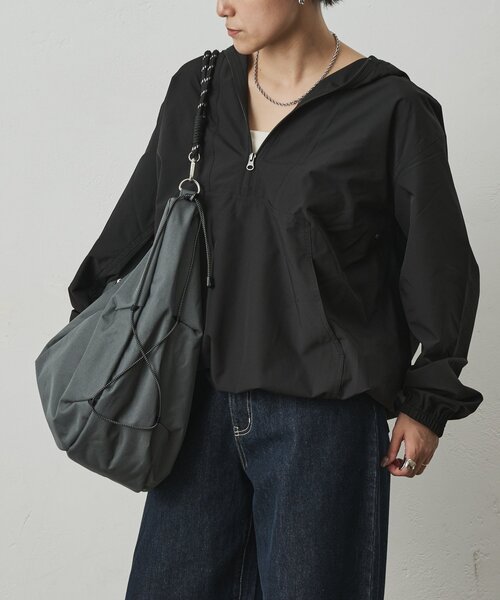 COLONY 2139(コロニートゥーワンスリーナイン)の「【UNISEX】撥水マルチハンドルラージバッグ(ショルダーバッグ・メンズ・ブラック/グレー・FREE)」の6枚目の写真
