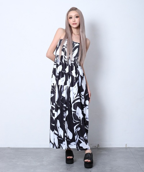 BLACKQUEEN(ブラッククイーン)の「【BLACKQUEEN】リゾート柄マキシワンピース(ワンピース・レディース・ホワイト/ブラック・M)」の12枚目の写真