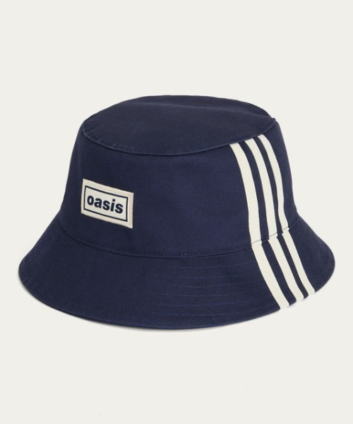 adidas(アディダス)の「adidas Originals × Oasis バケットハット / アディダスオリジナルス(ハット・メンズ・ブルー系その他・X-LARGE/S/LARGE)」の1枚目の写真