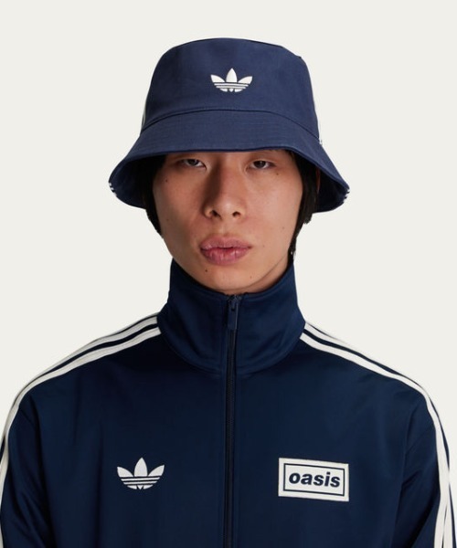adidas(アディダス)の「adidas Originals × Oasis バケットハット / アディダスオリジナルス(ハット・メンズ・ブルー系その他・X-LARGE/S/LARGE)」の4枚目の写真
