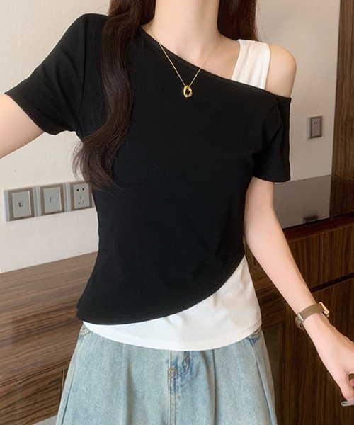 2ly2(トゥーリートゥー)の「レイヤード風 ワンショルダーデザインTシャツ(Tシャツ/カットソー・レディース・ネイビー/ブラック/グレー・FREE)」の4枚目の写真
