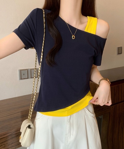 2ly2(トゥーリートゥー)の「レイヤード風 ワンショルダーデザインTシャツ(Tシャツ/カットソー・レディース・ネイビー/ブラック/グレー・FREE)」の13枚目の写真