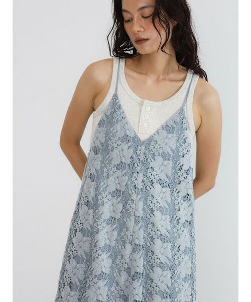 FIKA.（フィーカ）の「Brushed floral lace onepiece（ワンピース・レディース・ライトブルー/ブラック/オフホワイト・MEDIUM）」の21枚目の写真