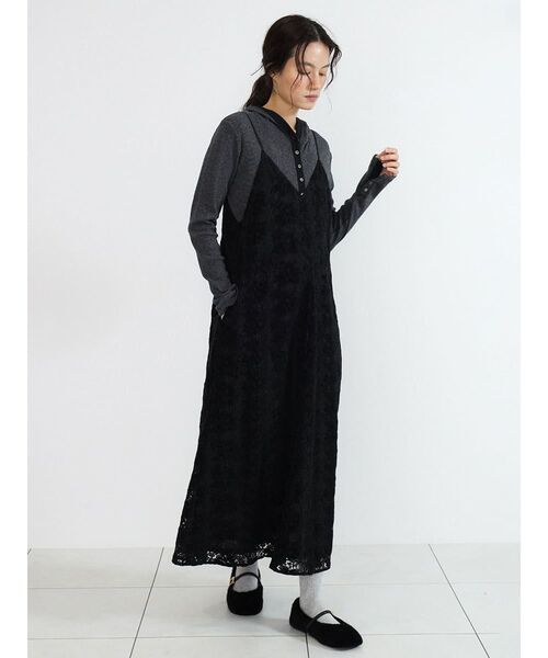FIKA.（フィーカ）の「Brushed floral lace onepiece（ワンピース・レディース・ライトブルー/ブラック/オフホワイト・MEDIUM）」の16枚目の写真
