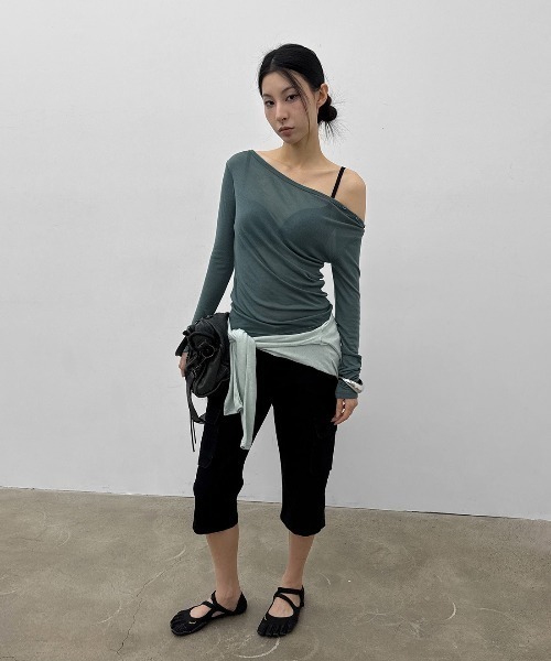 BLACKUP（ブラックアップ）の「[MADE] ケレンオフショルダーテンセル長袖Tシャツ（Tシャツ/カットソー・レディース・グレー/グレイッシュベージュ/ミント・FREE）」の16枚目の写真