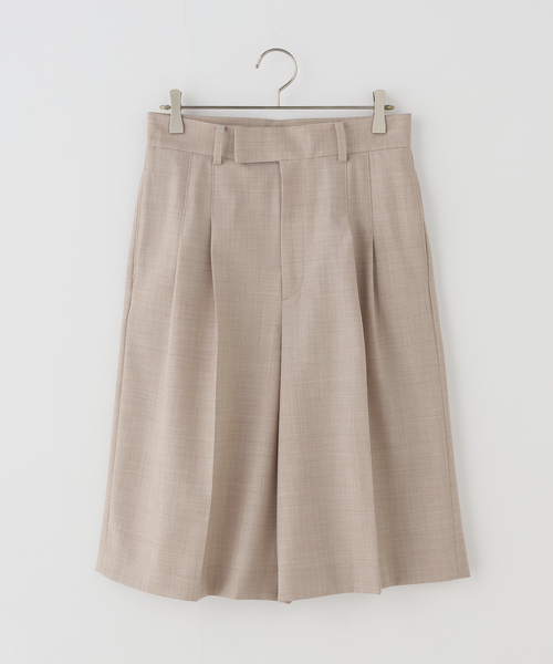 Noble(ノーブル)の「《接触冷感》TWウォッシャブルバミューダパンツ(その他パンツ・レディース・ベージュ/グレー・36/38)」の2枚目の写真