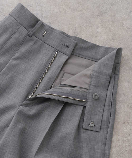 Noble(ノーブル)の「《接触冷感》TWウォッシャブルバミューダパンツ(その他パンツ・レディース・ベージュ/グレー・36/38)」の7枚目の写真