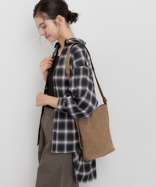 THE SHOP TK (ザ ショップ ティーケー )の「バケツ型ショルダーバッグ(ショルダーバッグ・レディース・ボルドー/ブラック/キャメル・00)」の19枚目の写真