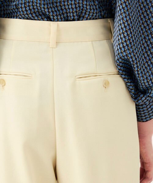 BALLSEY(ボールジィ)の「【WEB先行予約】ポロワーズギャバジン 1タックストレートパンツ(その他パンツ・レディース・ベージュ/ホワイト/ネイビー・36/34)」の9枚目の写真