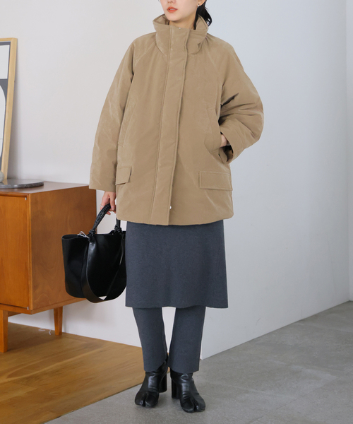 JOURNAL STANDARD(ジャーナルスタンダード)の「【洗える】スエードタフタパッファーコート(その他アウター・レディース・ブラック/キャメル・FREE)」の11枚目の写真