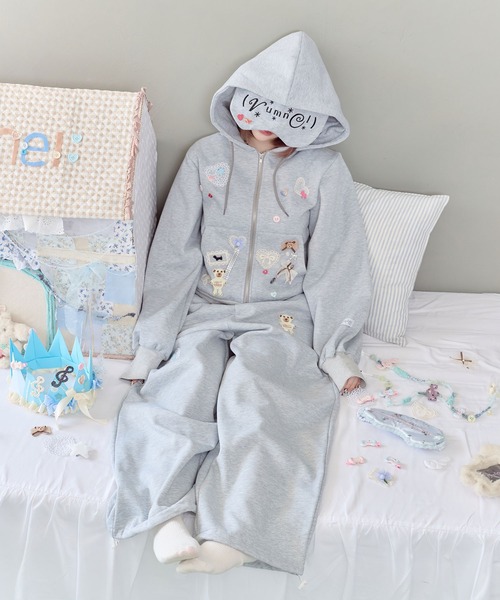 rumnel:(ルムネル)の「ロゴ刺繍裏起毛デコスウェットパンツ / Deco Fleece-Lined Sweatpants with Embroidered Logo(スウェットパンツ・レディース・グレー/ブラック/ピンク・FREE)」の9枚目の写真