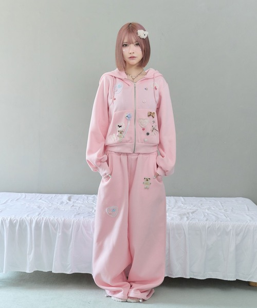 rumnel:(ルムネル)の「ロゴ刺繍裏起毛デコスウェットパンツ / Deco Fleece-Lined Sweatpants with Embroidered Logo(スウェットパンツ・レディース・グレー/ブラック/ピンク・FREE)」の15枚目の写真