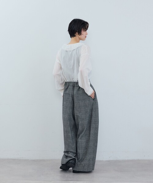 ADIEU TRISTESSE(アデュートリステス)の「《石上美津江さんコラボ》インドコットンフリルブラウス(シャツ/ブラウス・レディース・オフホワイト/ブラック・38)」の6枚目の写真