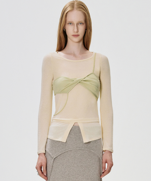 KIMZISU(キムジス)の「Twisted Bra Layer T-shirt_IVORY(Tシャツ/カットソー・レディース・アイボリー・SMALL/MEDIUM)」の2枚目の写真