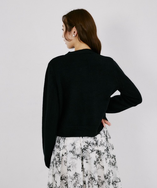 tocco closet（トッコ　クローゼット）の「パール＆立体フラワー付きニットカーディガン（ニット/セーター・レディース・ブラック/グレー/アイボリー・M）」の15枚目の写真