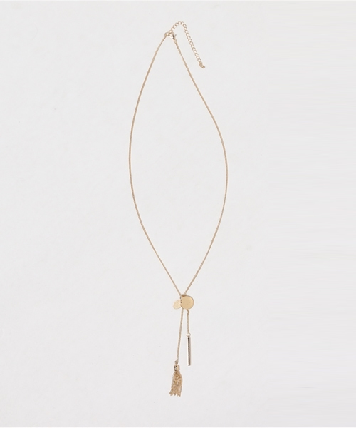 mysty woman（ミスティウーマン）の「チュールパフスリーブネックレス付プルオーバー（Tシャツ/カットソー・レディース・オフホワイト/ブラック/ライトブルー/ピンクベージュ・FREE）」の12枚目の写真