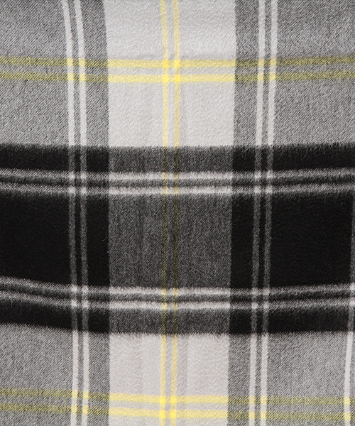 Johnstons of Elgin（ジョンストンズオブエルガン）の「【予約】Johnstons / チェックカシミヤ ビッグストール（ストール/ショール・レディース・ブラウン/レッド/グリーン系その他/ブルー系その他/ブラック/イエロー/グレー/ブルー/グリーン/ネイビー/チャコールグレー/ブラウン系その他/ダークグリーン・ONE SIZE）」の18枚目の写真