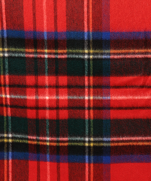 Johnstons of Elgin（ジョンストンズオブエルガン）の「【予約】Johnstons / チェックカシミヤ ビッグストール（ストール/ショール・レディース・ブラウン/レッド/グリーン系その他/ブルー系その他/ブラック/イエロー/グレー/ブルー/グリーン/ネイビー/チャコールグレー/ブラウン系その他/ダークグリーン・ONE SIZE）」の20枚目の写真