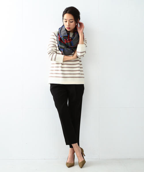 Johnstons of Elgin（ジョンストンズオブエルガン）の「【予約】Johnstons / チェックカシミヤ ビッグストール（ストール/ショール・レディース・ブラウン/レッド/グリーン系その他/ブルー系その他/ブラック/イエロー/グレー/ブルー/グリーン/ネイビー/チャコールグレー/ブラウン系その他/ダークグリーン・ONE SIZE）」の14枚目の写真