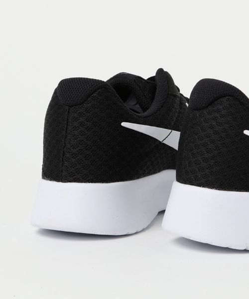 NIKE（ナイキ）の「【NIKE/ナイキ】　ウィメンズタンジュン（スニーカー・レディース・グレー/ブラック・23.5cm/24.0cm/24.5cm）」の6枚目の写真