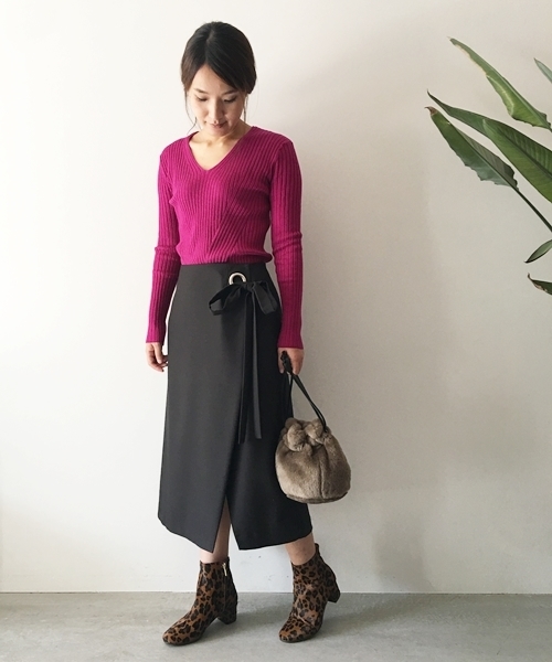 Banner Barrett(バナーバレット)の「FINE GAUGE V-NECK PULL OVER(ニット/セーター・レディース・ホワイト/グリーン/イエロー/ブラック/ラベンダー・38)」の16枚目の写真