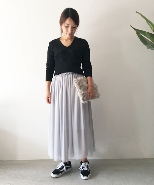 Banner Barrett(バナーバレット)の「FINE GAUGE V-NECK PULL OVER(ニット/セーター・レディース・ホワイト/グリーン/イエロー/ブラック/ラベンダー・38)」の18枚目の写真