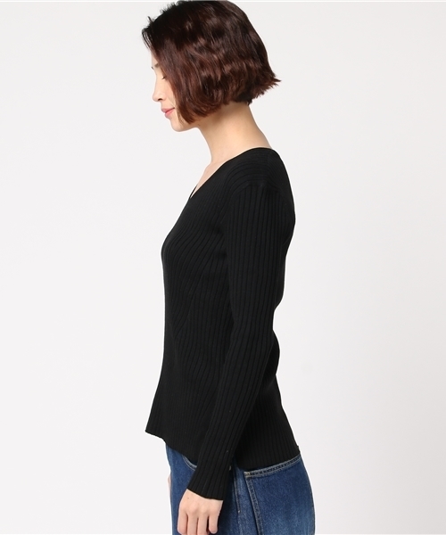 Banner Barrett(バナーバレット)の「FINE GAUGE V-NECK PULL OVER(ニット/セーター・レディース・ホワイト/グリーン/イエロー/ブラック/ラベンダー・38)」の10枚目の写真