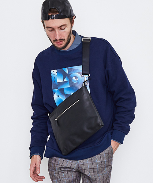 UNITED TOKYO(ユナイテッドトウキョウ)の「SALOTEZUMOコラボ転写プルオーバー(Tシャツ/カットソー・メンズ・ブラック/ネイビー・2/1/3)」の8枚目の写真