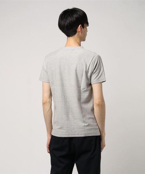 EVOLUTION(エボリューション)の「上質な大人のVネックTシャツ ジャガードボーダー(Tシャツ/カットソー・メンズ・ホワイト/ブラック/ライトグレー・LARGE/MEDIUM/X-LARGE)」の4枚目の写真