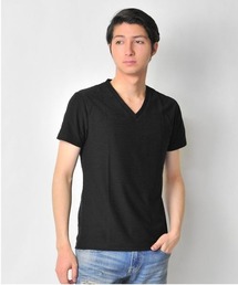 上質な大人のVネックTシャツ　ジャガードボーダー