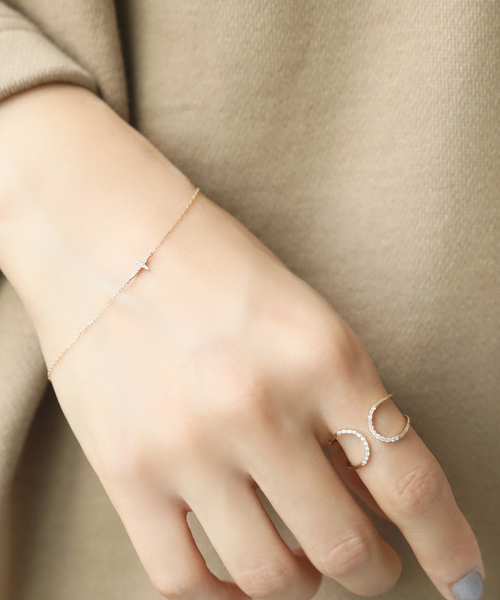 Spick & Span（スピックアンドスパン）の「センターCダイヤオープン2ラインリングK10（リング・レディース・ゴールド・FREE/11/15 /13）」の6枚目の写真