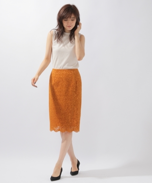 laboratory work（ラボラトリーワーク）の「カワリテレコノースリーブ（ニット/セーター・レディース・オフホワイト/ブラック/ブルー・MEDIUM）」の4枚目の写真