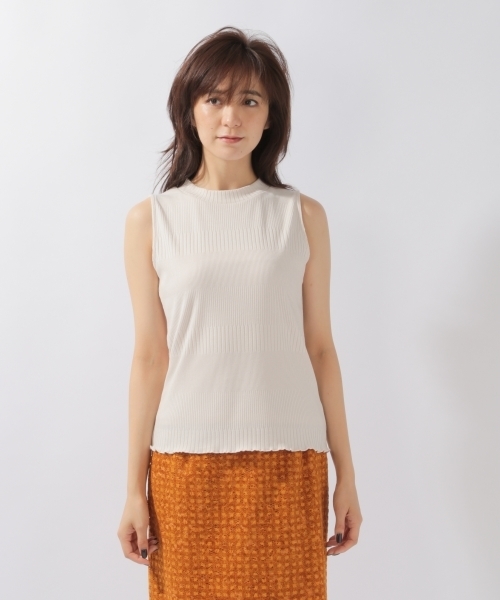 laboratory work（ラボラトリーワーク）の「カワリテレコノースリーブ（ニット/セーター・レディース・オフホワイト/ブラック/ブルー・MEDIUM）」の7枚目の写真