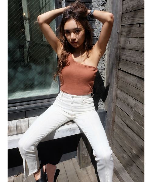 EVRIS（エヴリス）の「ワンショルダーサークルモチーフトップス（タンクトップ・レディース・ホワイト/ブラック/オレンジ/ブラウン・FREE）」の11枚目の写真