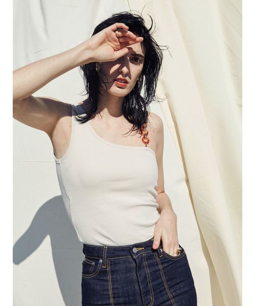 EVRIS（エヴリス）の「ワンショルダーサークルモチーフトップス（タンクトップ・レディース・ホワイト/ブラック/オレンジ/ブラウン・FREE）」の16枚目の写真