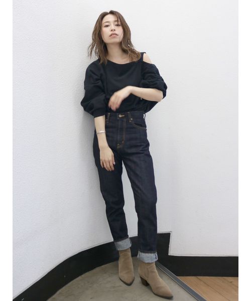 Ungrid（アングリッド）の「ショルダーデザインロングスリーブTee（Tシャツ/カットソー・レディース・ブラック/パープル/オフホワイト・FREE）」の6枚目の写真