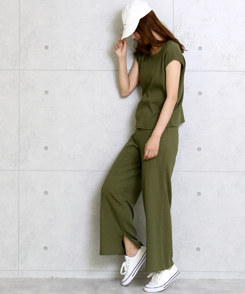 n'ee-ne（ネーネ）の「ワイドテレコSETUP（Tシャツ/カットソー・レディース・ブラック/ブラウン/カーキ/モカ・FREE）」の19枚目の写真