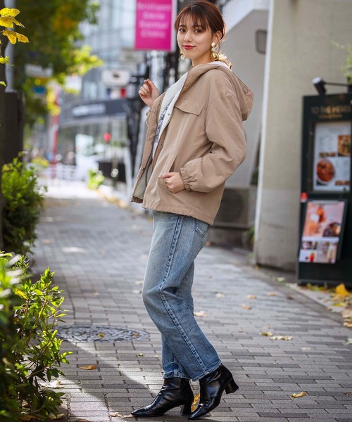 GeeRA（ジーラ）の「リバーシブルボアマウンテンパーカー（マウンテンパーカー・レディース・ベージュ/カーキ・LARGE/X-LARGE/MEDIUM）」の4枚目の写真