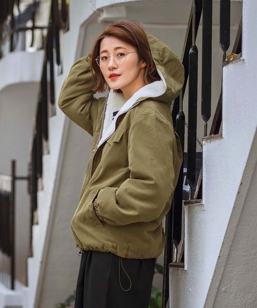 GeeRA（ジーラ）の「リバーシブルボアマウンテンパーカー（マウンテンパーカー・レディース・ベージュ/カーキ・LARGE/X-LARGE/MEDIUM）」の11枚目の写真