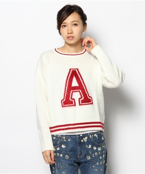 WEGO(ウィゴー)の「WEGO/ラインイニシャルニット(ニット/セーター・レディース・オフホワイト/ダークグリーン/ネイビー/ワイン/マスタード・FREE)」の6枚目の写真